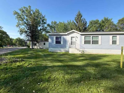 Lawn Care service in Shakopee, 55379