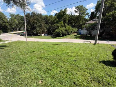 Lawn Care service in Independence, 64050