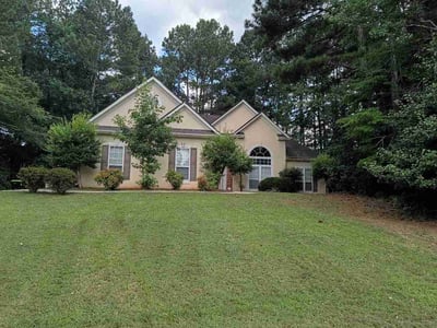 Lawn Care service in Fayetteville, 30214