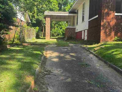 Lawn Care service in Chelsea, 35043