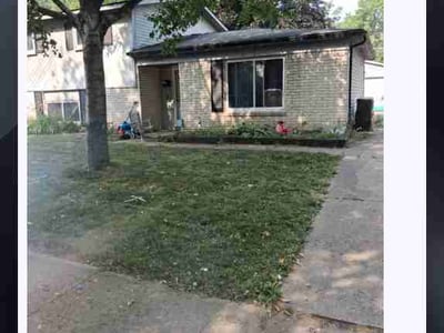 Lawn Care service in Wyandotte, 48192