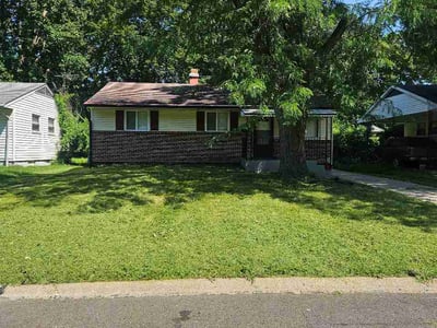 Lawn Care service in Affton, 63123