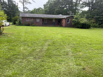 Lawn Care service in Sharpsburg, 30277