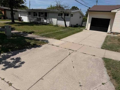Lawn Care service in Eaton Rapids, 48827