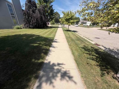 Lawn Care service in Eaton Rapids, 48827