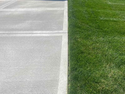Lawn Care service in Parkville, 64152