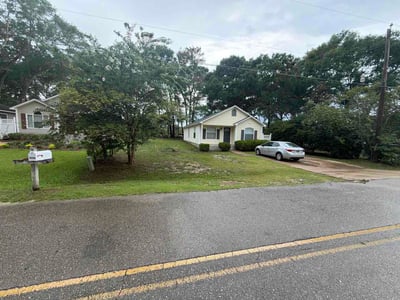 Lawn Care service in Quincy, 32351