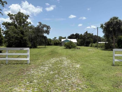 Lawn Care service in Boynton Beach, 33426