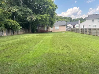 Lawn Care service in Glastonbury, 06033