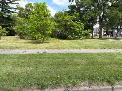 Lawn Care service in Saginaw, 48601