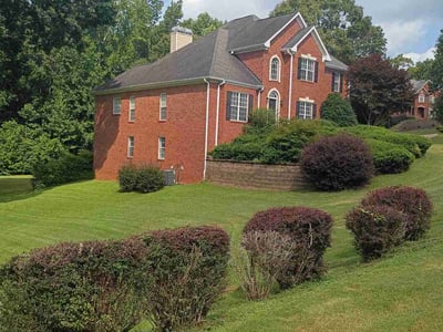 Lawn Care service in Rockville Centre, 11570