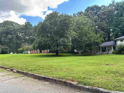 Lawn Care service in North Bergen, 07047
