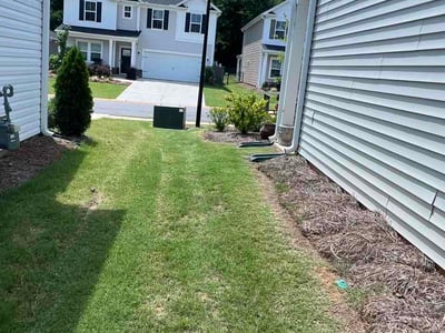 Lawn Care service in Easley, 29640