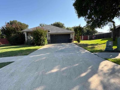 Lawn Care service in Killeen, 76541