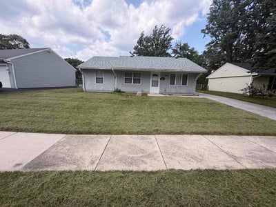 Lawn Care service in Lombard, 60148