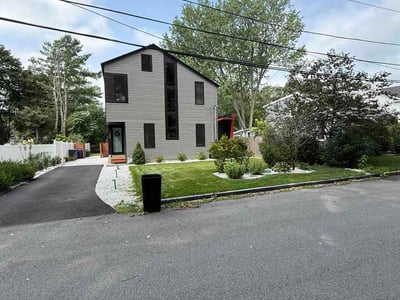 Lawn Care service in Barrington, 02806