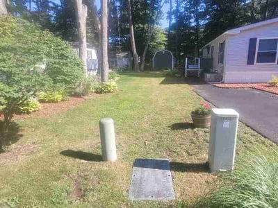 Lawn Care service in Coventry, 02816