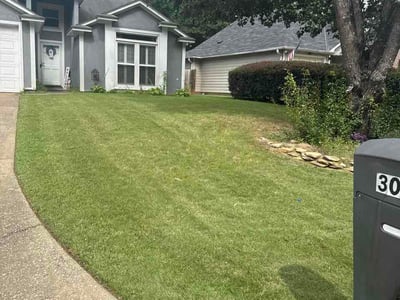 Lawn Care service in Phenix City, 36867