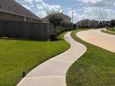 Lawn Care service in San Benito, 78586