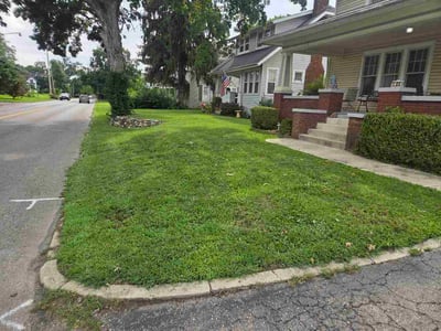 Lawn Care service in Circleville, 43113