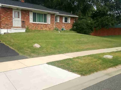 Lawn Care service in Claymont, 19703