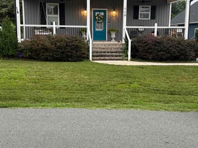Lawn Care service in Stanley, 28164