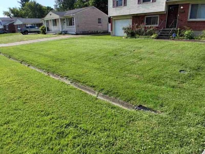 Lawn Care service in Sellersburg, 40475