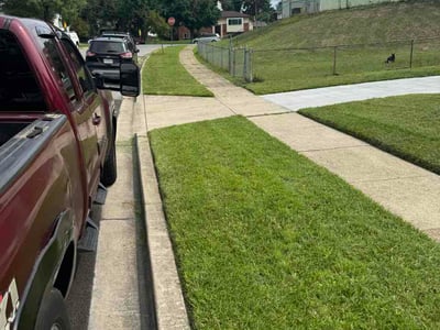 Lawn Care service in Oxon Hill, 20745