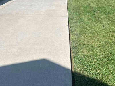 Lawn Care service in Mount Washington, 40047