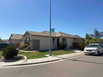 Lawn Care service in Manteca, 95336