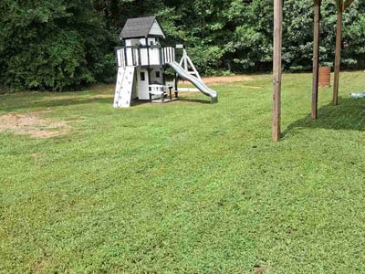 Lawn Care service in El Dorado, 67337