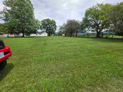 Lawn Care service in Harrisonburg, 22802