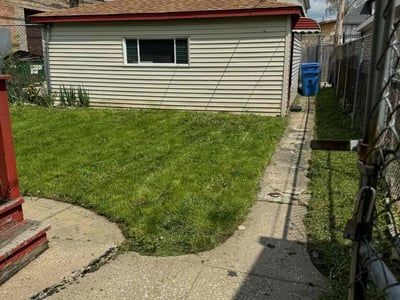 Lawn Care service in West Chicago, 60185