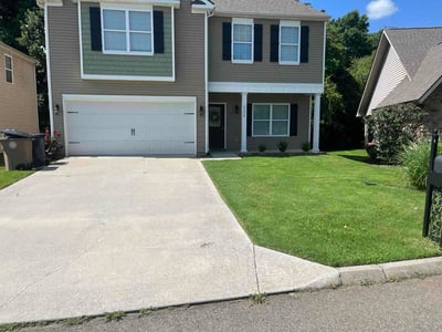 Lawn Care service in Maricopa, 85139