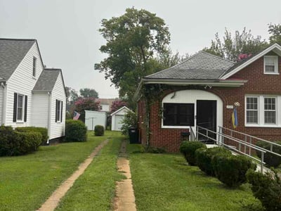 Lawn Care service in Chantilly, 20151