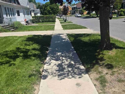 Lawn Care service in Grand Island, 14072