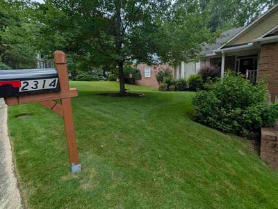 Lawn Care service in Pelham, 35124