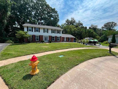 Lawn Care service in Chesterfield, 63017