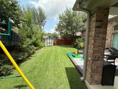 Lawn Care service in Lytle, 78052
