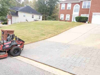 Lawn Care service in New Brunswick, 08901