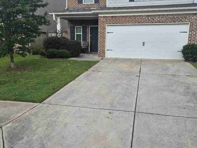 Lawn Care service in Hampton, 30228