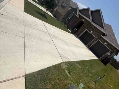 Lawn Care service in Universal City, 78148