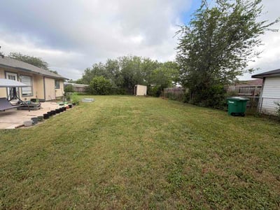 Lawn Care service in Helotes, 78023