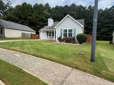 Lawn Care service in Rex, 30273