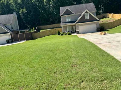 Lawn Care service in Hiram, 30141