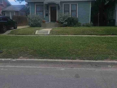 Lawn Care service in Kirby, 78219