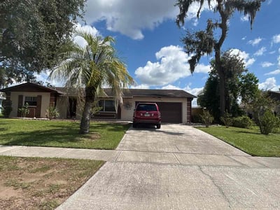 Lawn Care service in Seffner, 33584