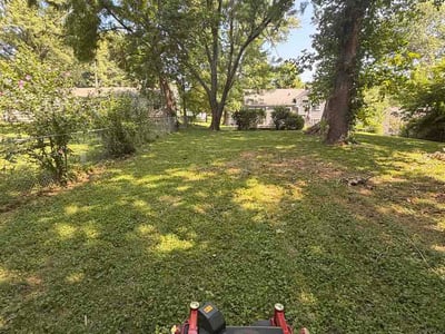 Lawn Care service in Columbia, 65201