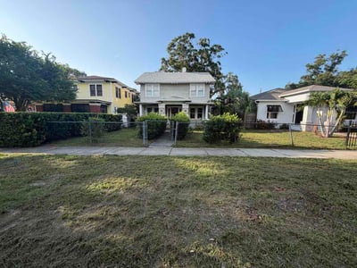 Lawn Care service in St. Petersburg, 33701