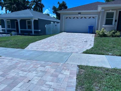 Lawn Care service in Valrico, 33594